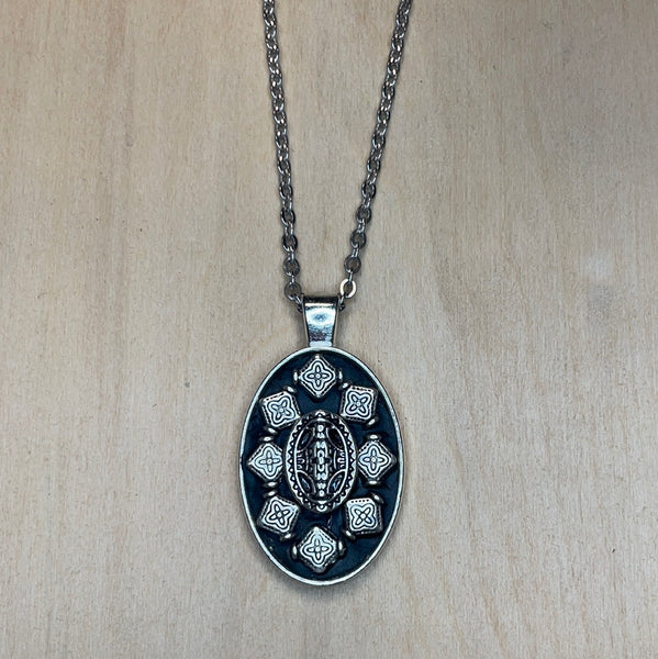 Oval bezel abstract mosaic